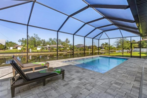 Experience Luxury, Canal views, Heated Pool - Villa Sojourner Sanctuary -Roelens